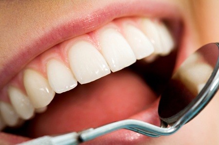 Como cuidar tus dientes en seis pasos